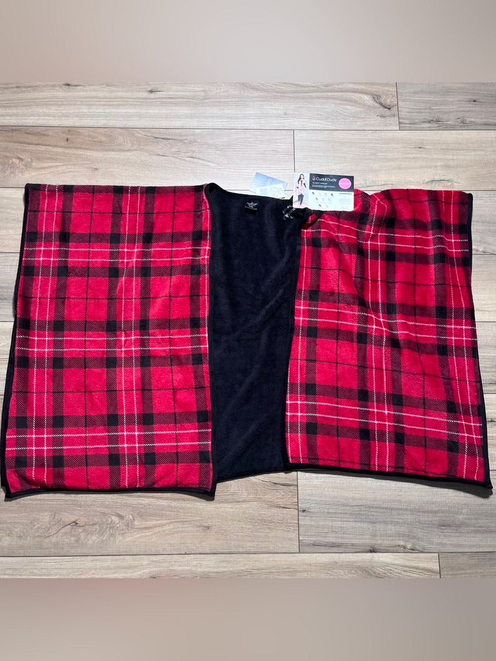 Cuddl Duds Women's Plaid Reversible Sleep Plush Wrap L/XL Black Buffalo Red
